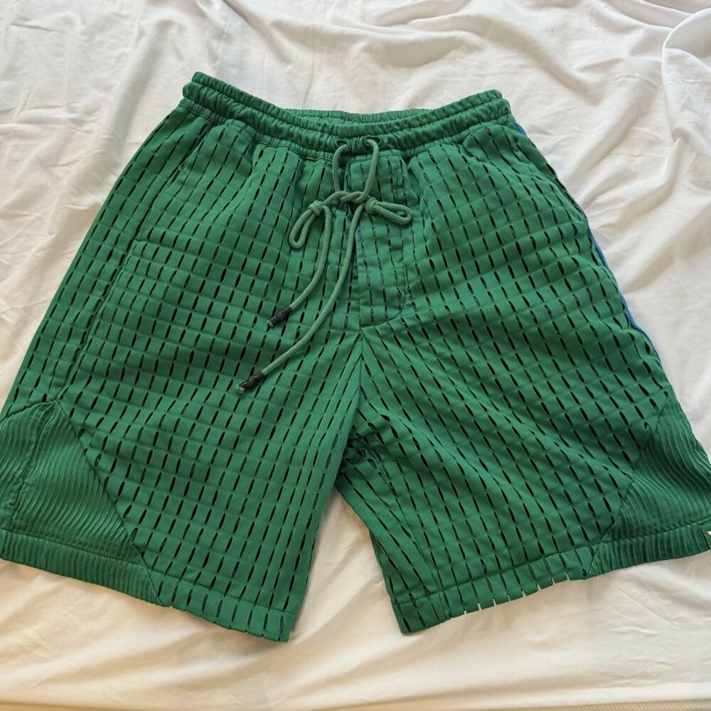 Adidas Size Medium (M) Adidas Men's Green Athletic Sweat Shorts with Textured Pa